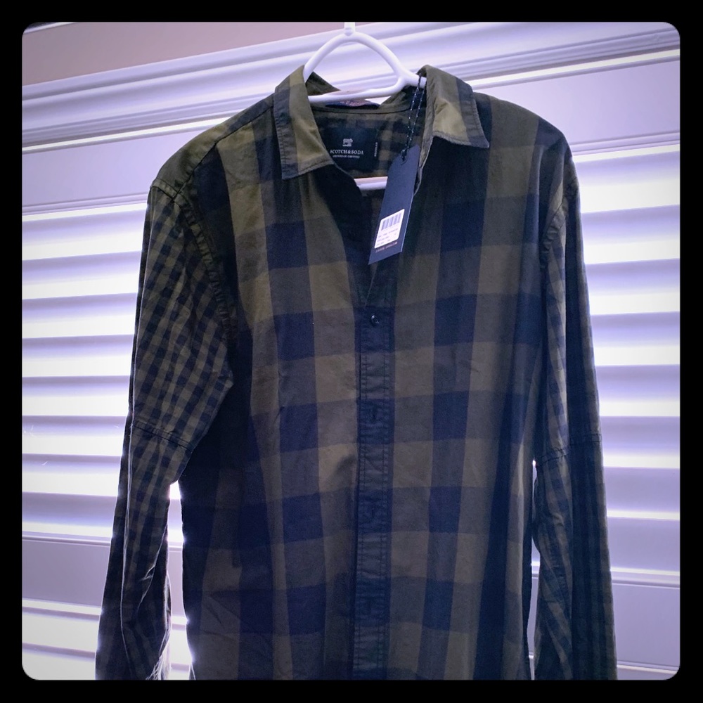 Scotch & Soda botton down shirt. Brand New!